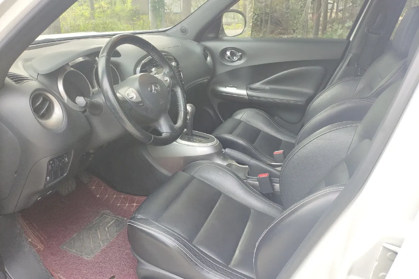 2014 Infiniti ESQ 1.6L 116HP L4 CVT,autocango,china used car exporter,china ev exporter,chinese used car exporter,chinese used ev exporter