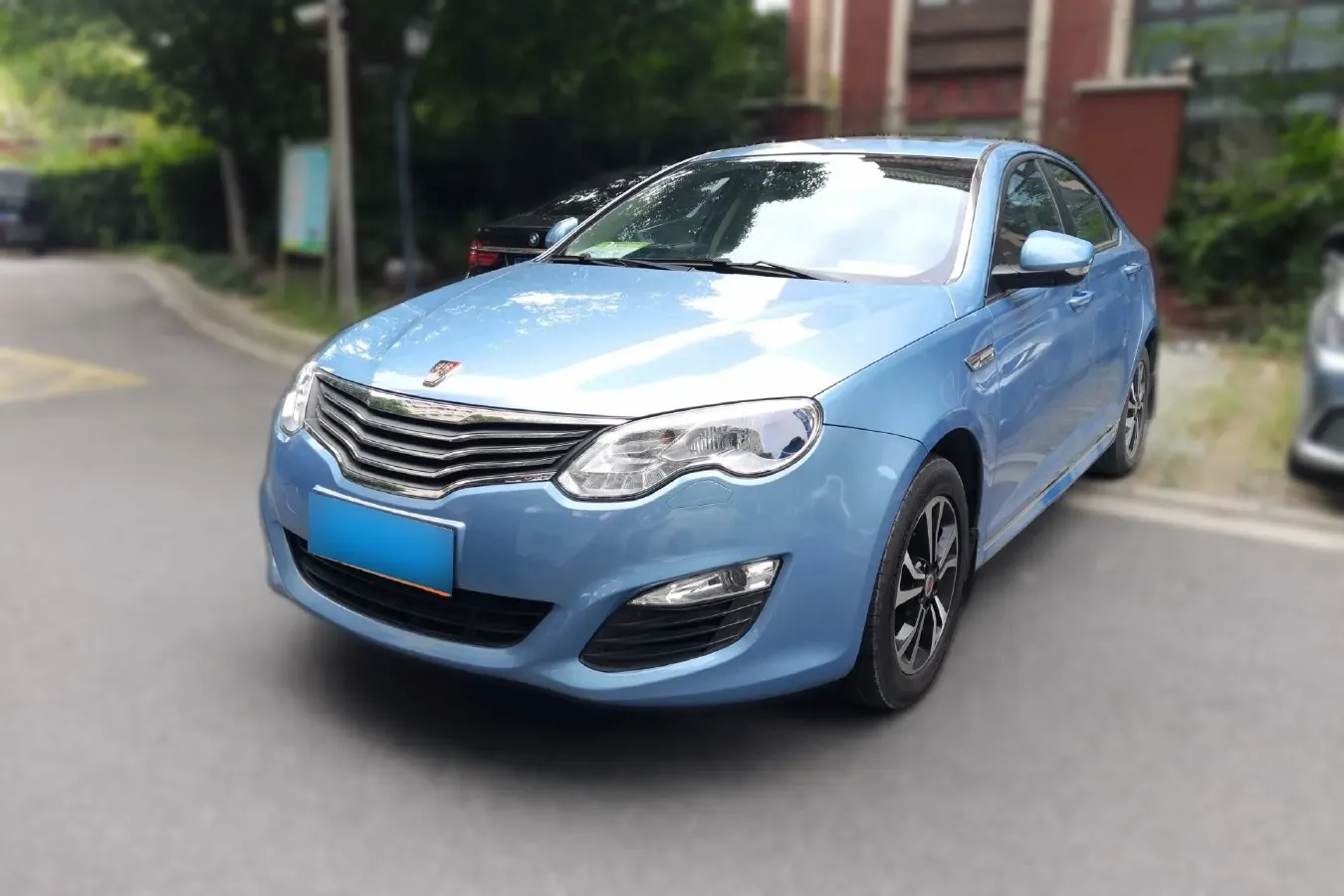 2014 Roewe e550 1.5L 109HP L4 2AT PHEV 11.8KWH,autocango,china used car exporter,china ev exporter,chinese used car exporter,chinese used ev exporter