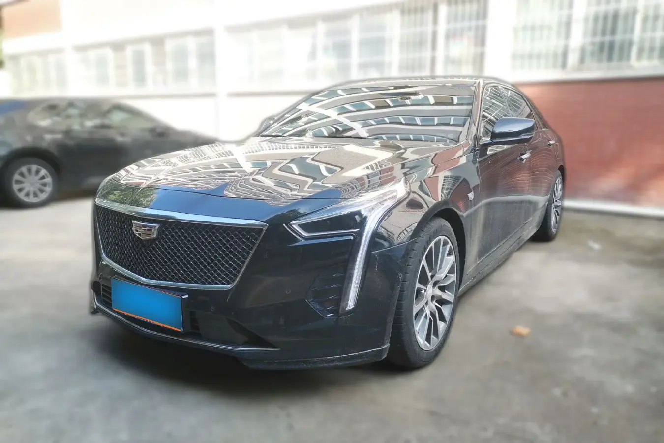 2022 Cadillac CT6 2.0T 237HP L4 10AT