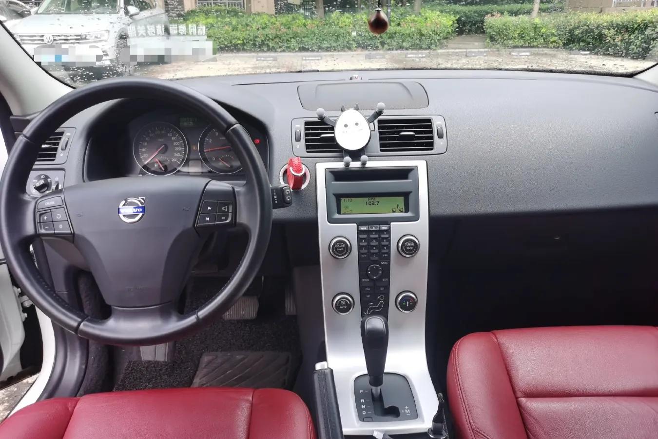 2012 Volvo C30 2.0L 145HP L4 6DCT,autocango,china used car exporter,china ev exporter,chinese used car exporter,chinese used ev exporter