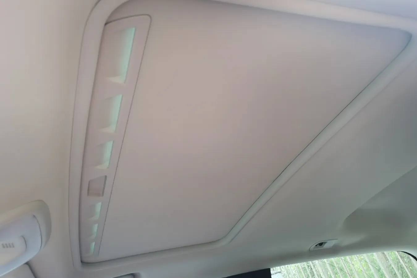 2012 Volvo C30 2.0L 145HP L4 6DCT,autocango,china used car exporter,china ev exporter,chinese used car exporter,chinese used ev exporter