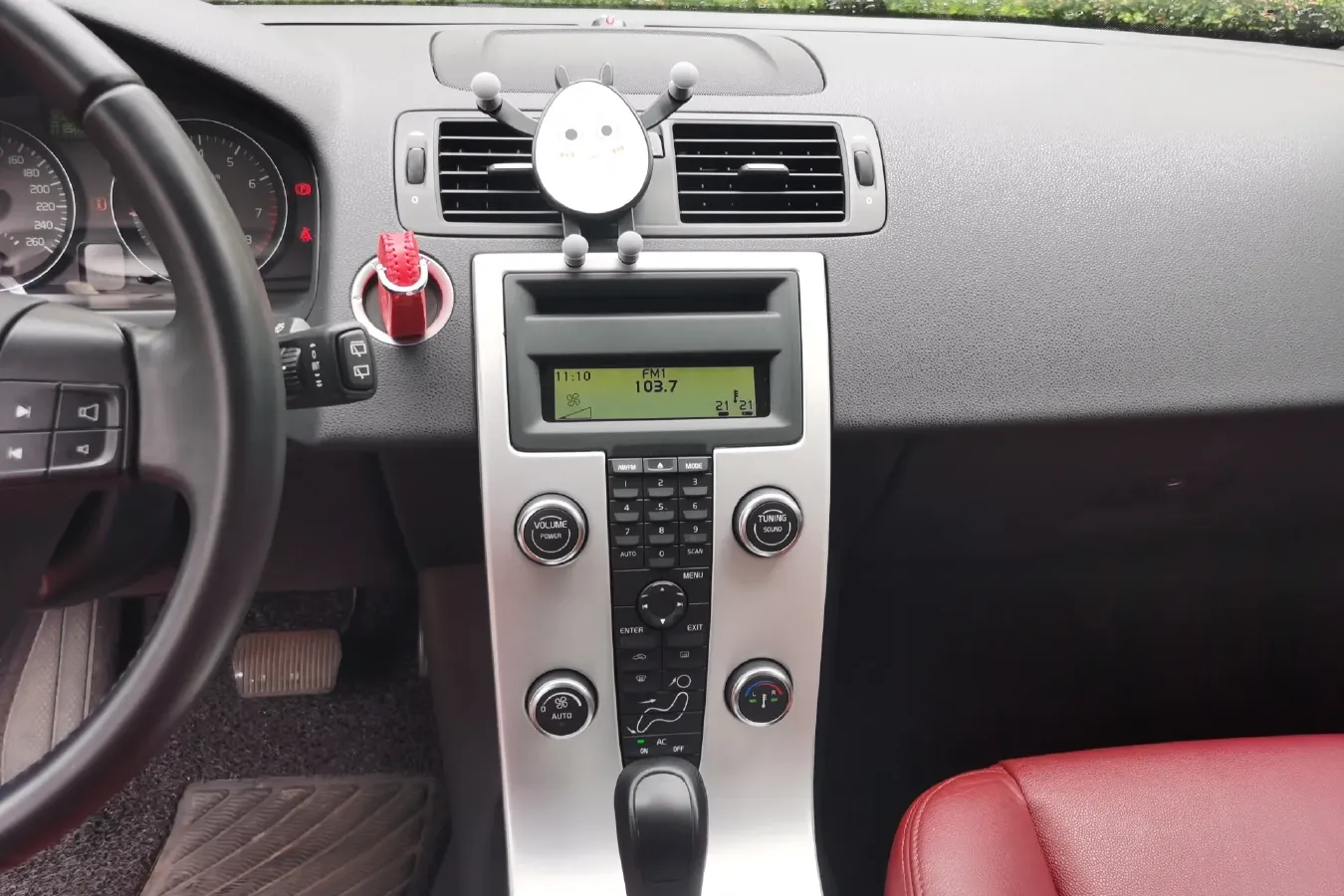 2012 Volvo C30 2.0L 145HP L4 6DCT,autocango,china used car exporter,china ev exporter,chinese used car exporter,chinese used ev exporter