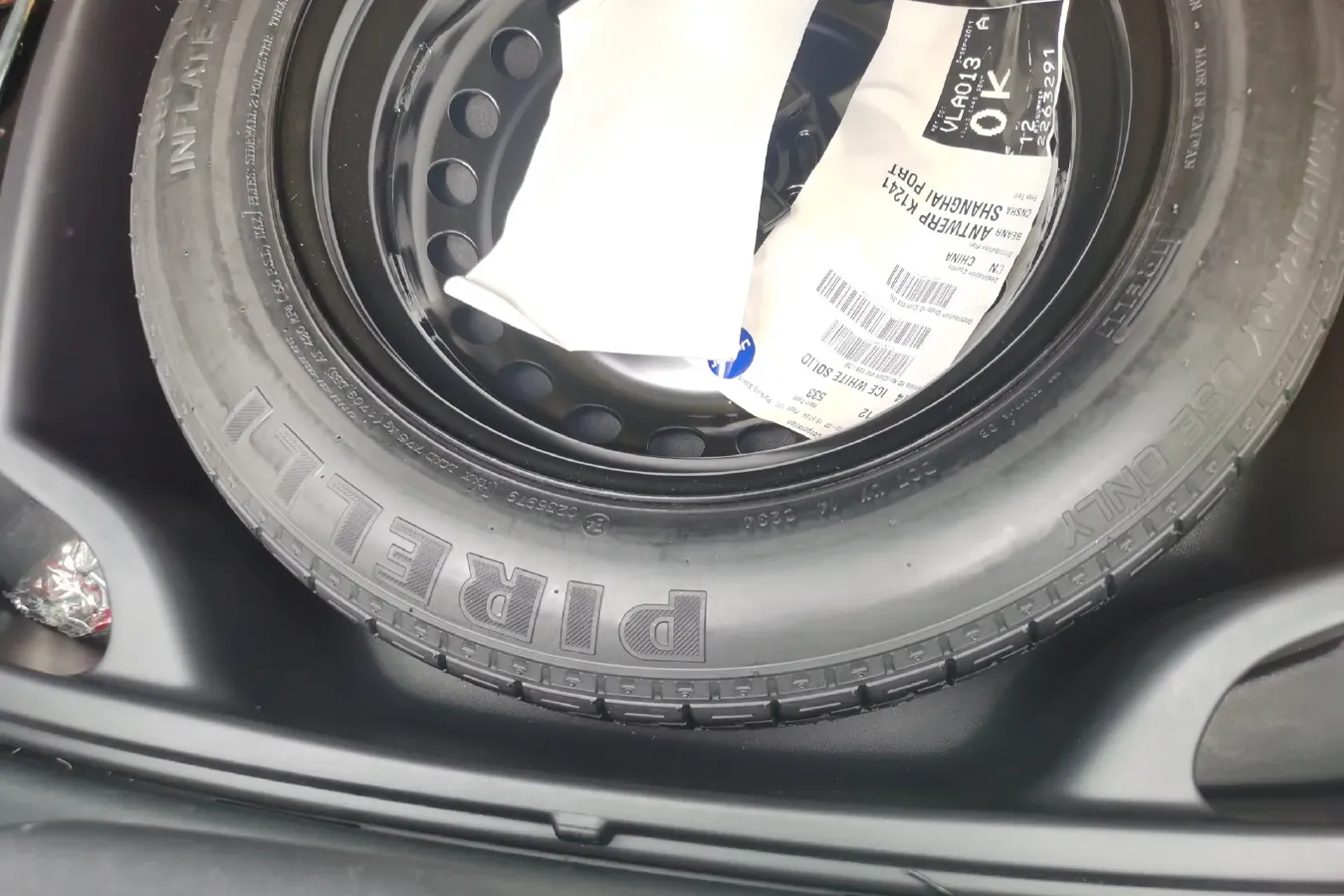 2012 Volvo C30 2.0L 145HP L4 6DCT,autocango,china used car exporter,china ev exporter,chinese used car exporter,chinese used ev exporter