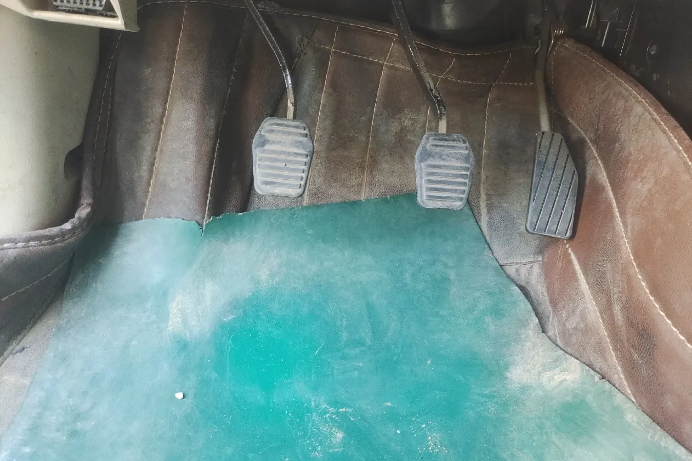 2012 BYD G3 1.5L 109HP L4 5MT,autocango,china used car exporter,china ev exporter,chinese used car exporter,chinese used ev exporter