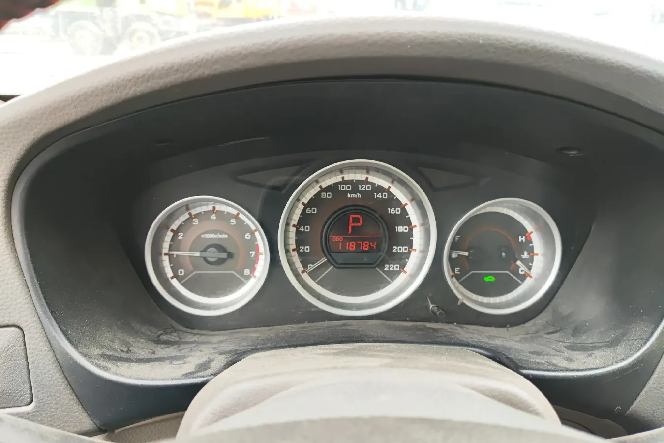 2011 Soueast V3 1.5L 120HP L4 CVT,autocango,china used car exporter,china ev exporter,chinese used car exporter,chinese used ev exporter