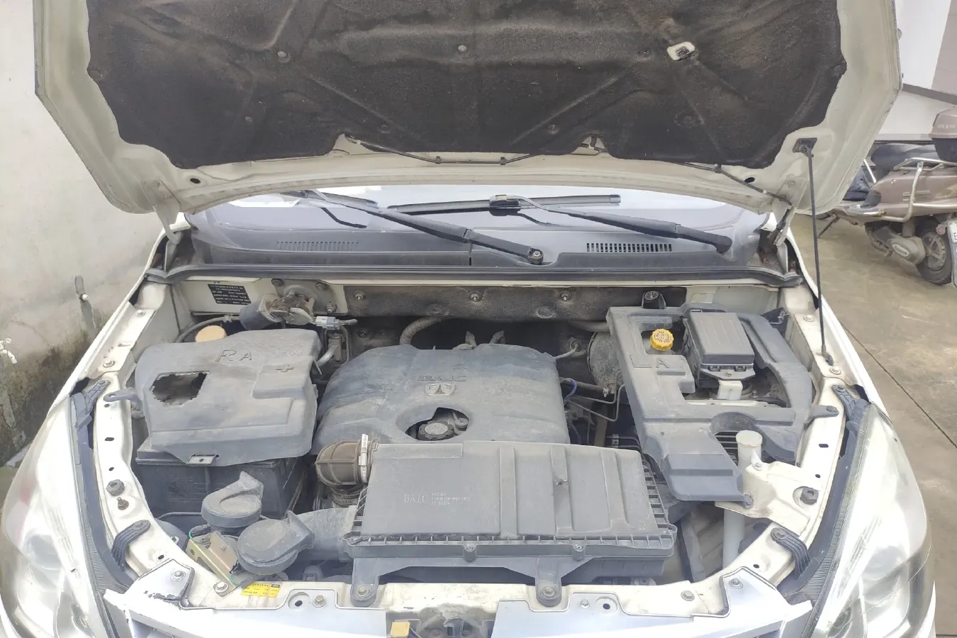 2014 BAIC WeiWang M20 1.5L 102HP L4 5MT,autocango,china used car exporter,china ev exporter,chinese used car exporter,chinese used ev exporter