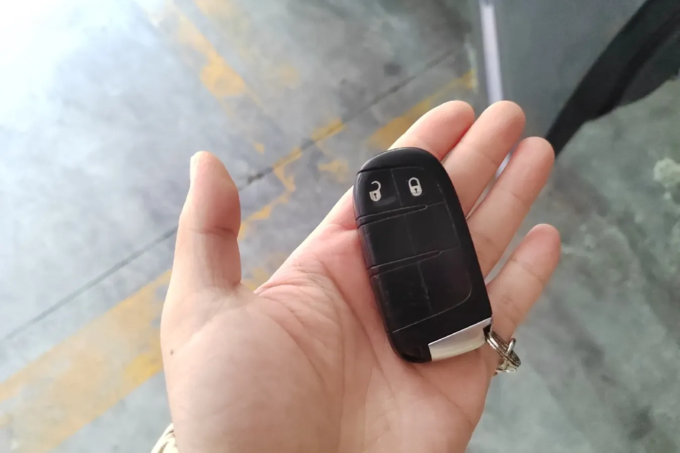 2013 Dodge JCUV 2.4L 170HP L4 6AT,autocango,china used car exporter,china ev exporter,chinese used car exporter,chinese used ev exporter