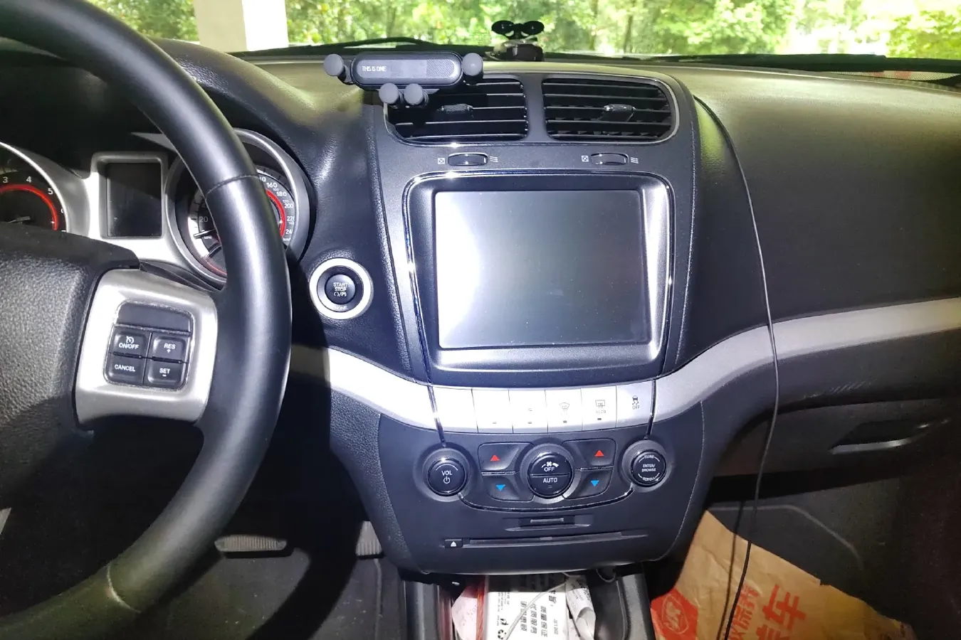 2013 Dodge JCUV 2.4L 170HP L4 6AT,autocango,china used car exporter,china ev exporter,chinese used car exporter,chinese used ev exporter