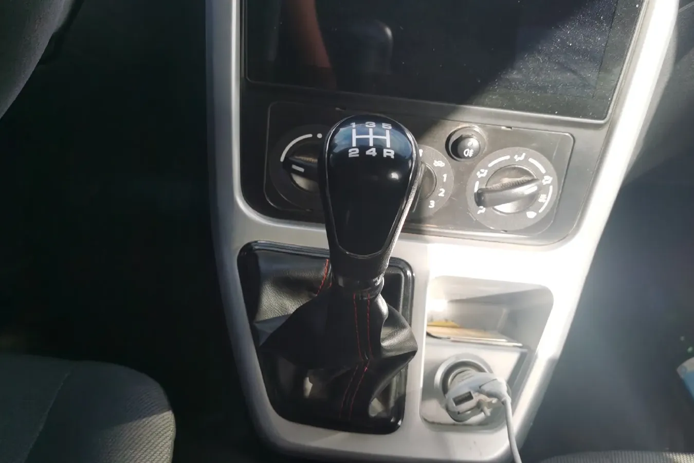 2019 ChangAn Kaicene RuiXing M70 1.5L 116HP L4 5MT,autocango,china used car exporter,china ev exporter,chinese used car exporter,chinese used ev exporter