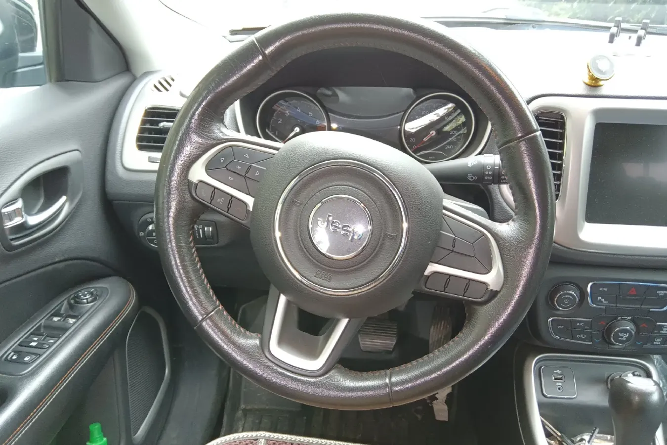 2017 Jeep Compass 1.4T 165HP L4 7DCT,autocango,china used car exporter,china ev exporter,chinese used car exporter,chinese used ev exporter