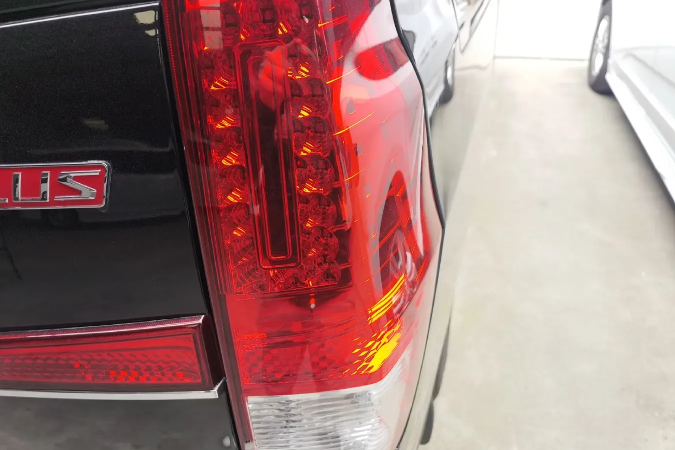 2021 DongFeng Forthing LingZhi Plus 2.0L 133HP L4 6MT,autocango,china used car exporter,china ev exporter,chinese used car exporter,chinese used ev exporter