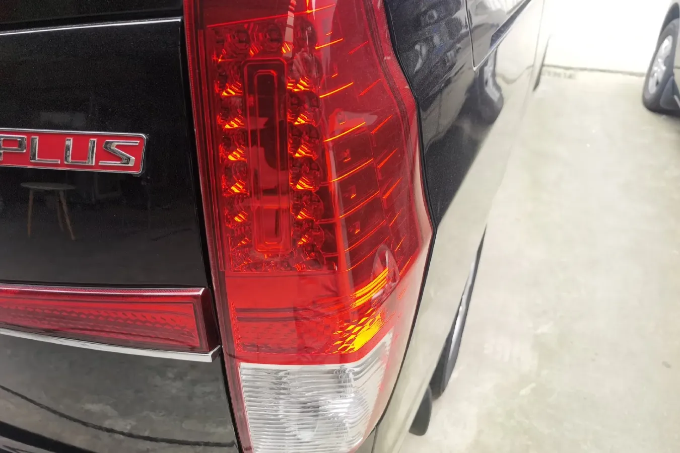 2021 DongFeng Forthing LingZhi Plus 2.0L 133HP L4 6MT,autocango,china used car exporter,china ev exporter,chinese used car exporter,chinese used ev exporter