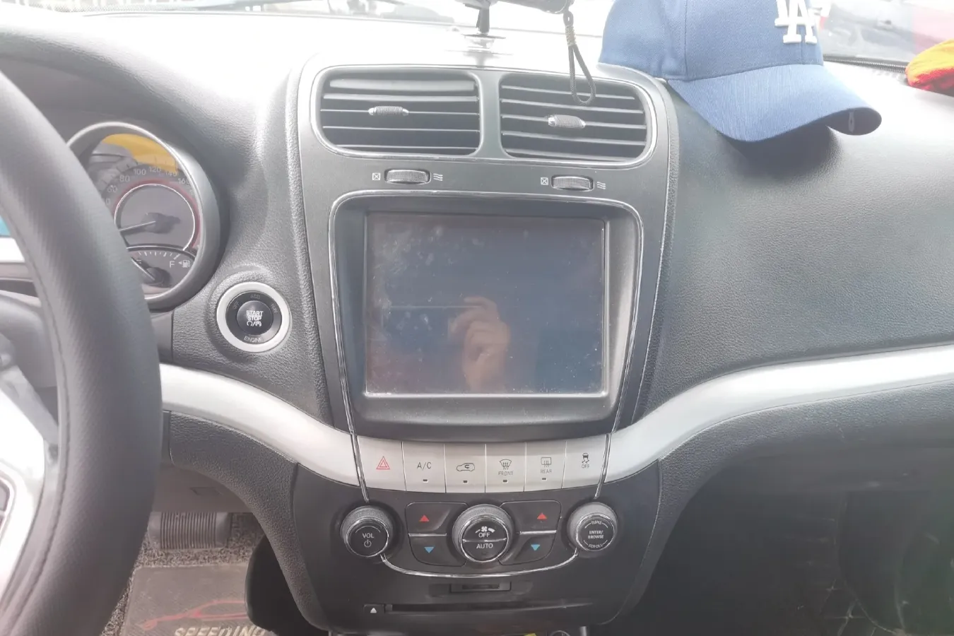 2013 Dodge JCUV 2.4L 170HP L4 6AT,autocango,china used car exporter,china ev exporter,chinese used car exporter,chinese used ev exporter