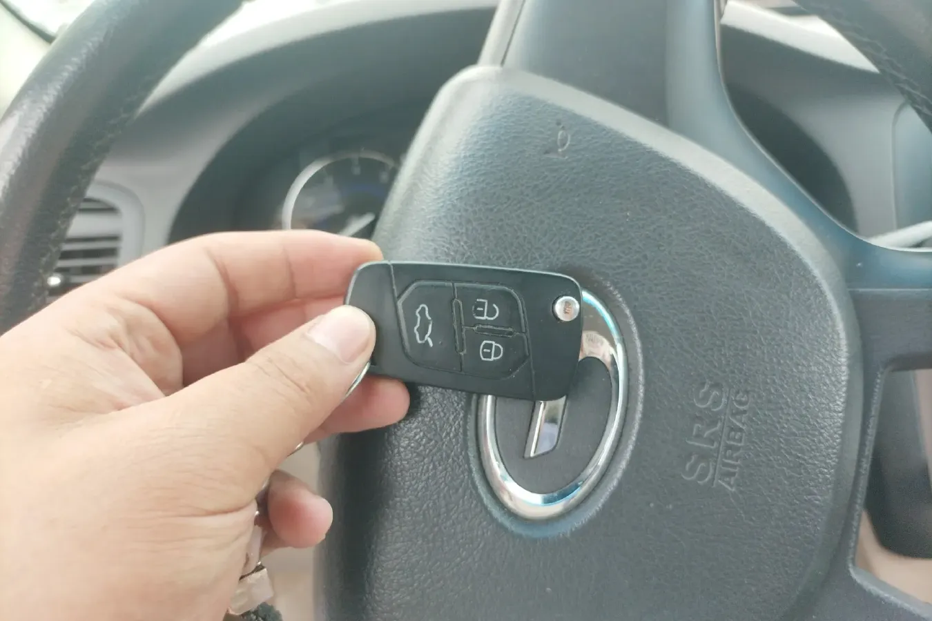 2012 GAC Trumpchi GA5 1.8L 144HP L4 5MT,autocango,china used car exporter,china ev exporter,chinese used car exporter,chinese used ev exporter