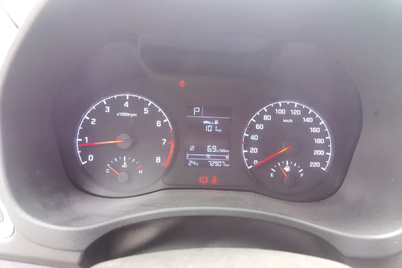 2017 Hyundai Verna RV 1.4L 100HP L4 6AT,autocango,china used car exporter,china ev exporter,chinese used car exporter,chinese used ev exporter