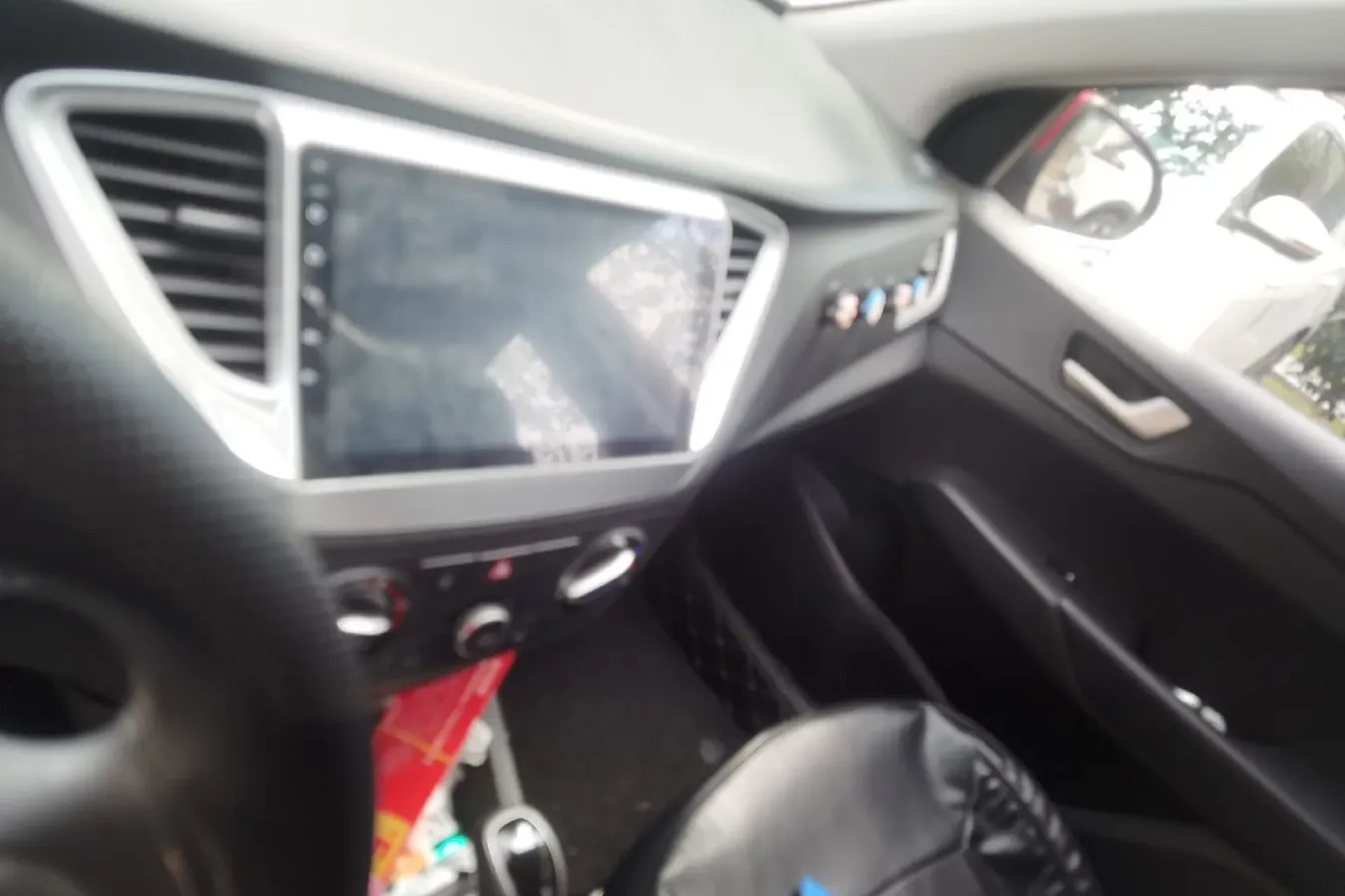 2017 Hyundai Verna RV 1.4L 100HP L4 6AT,autocango,china used car exporter,china ev exporter,chinese used car exporter,chinese used ev exporter