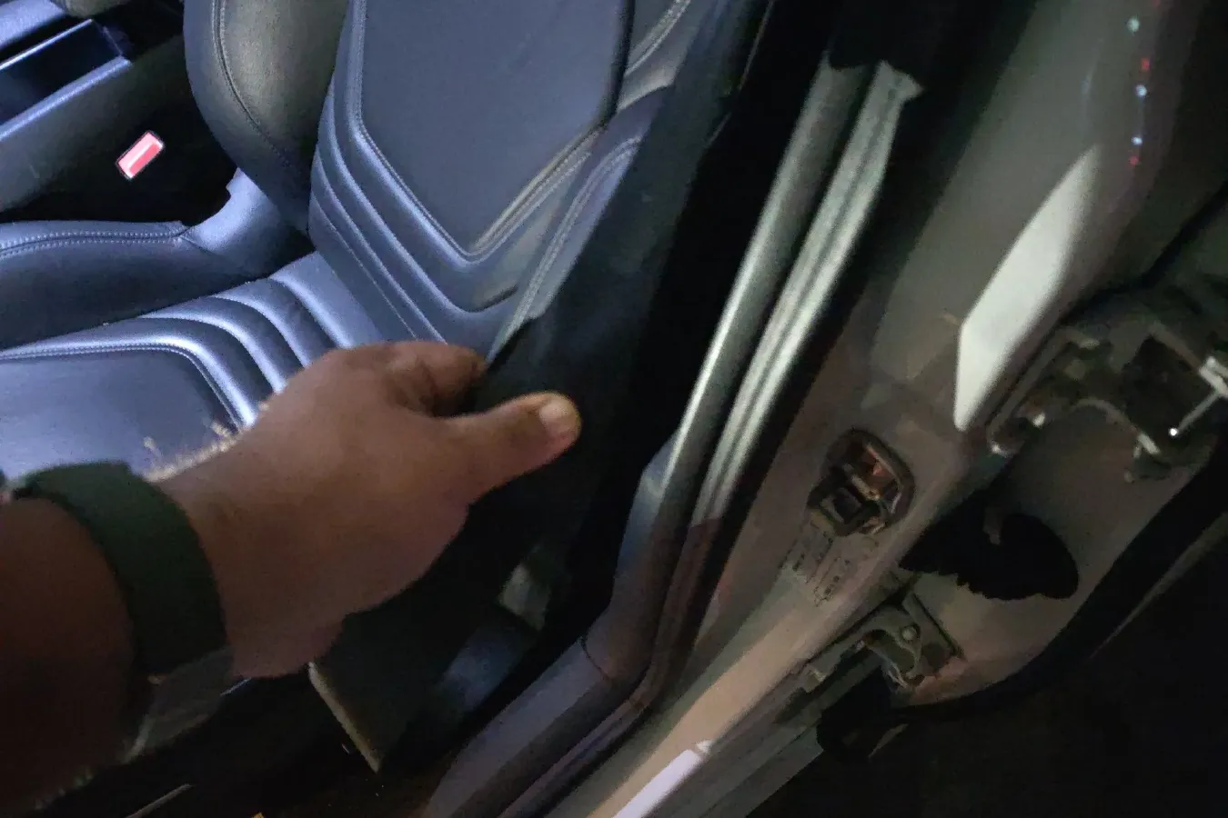 2016 DS 4S 1.6T 167HP L4 6AT,autocango,china used car exporter,china ev exporter,chinese used car exporter,chinese used ev exporter