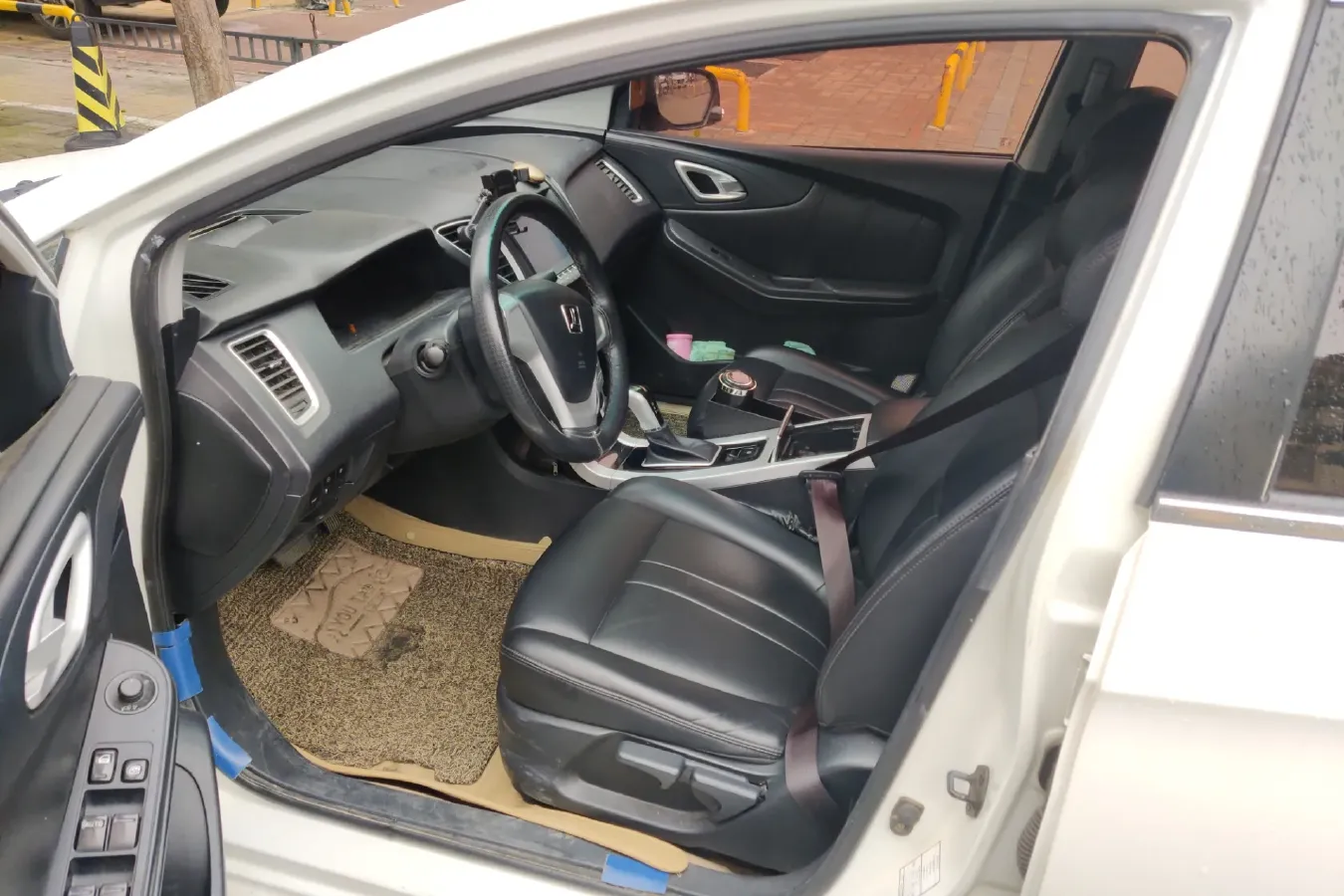 2013 Luxgen 5 1.8T 154HP L4 5AT,autocango,china used car exporter,china ev exporter,chinese used car exporter,chinese used ev exporter