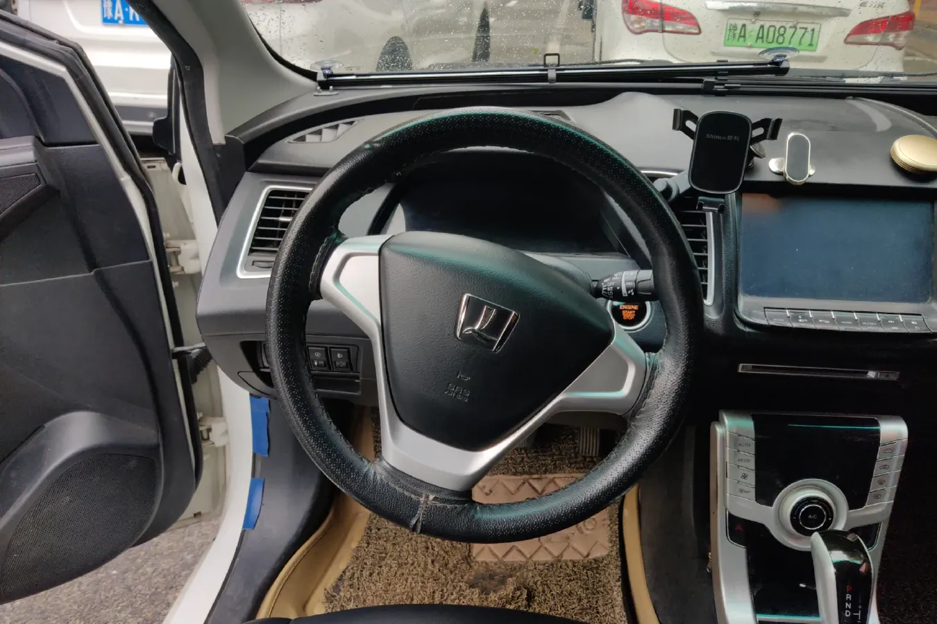 2013 Luxgen 5 1.8T 154HP L4 5AT,autocango,china used car exporter,china ev exporter,chinese used car exporter,chinese used ev exporter