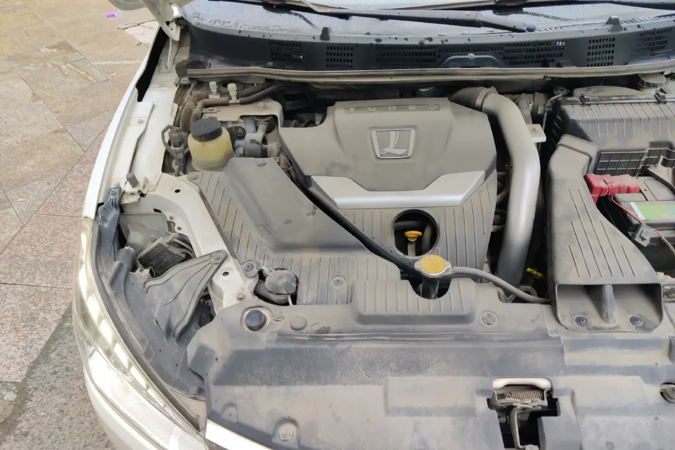 2013 Luxgen 5 1.8T 154HP L4 5AT,autocango,china used car exporter,china ev exporter,chinese used car exporter,chinese used ev exporter