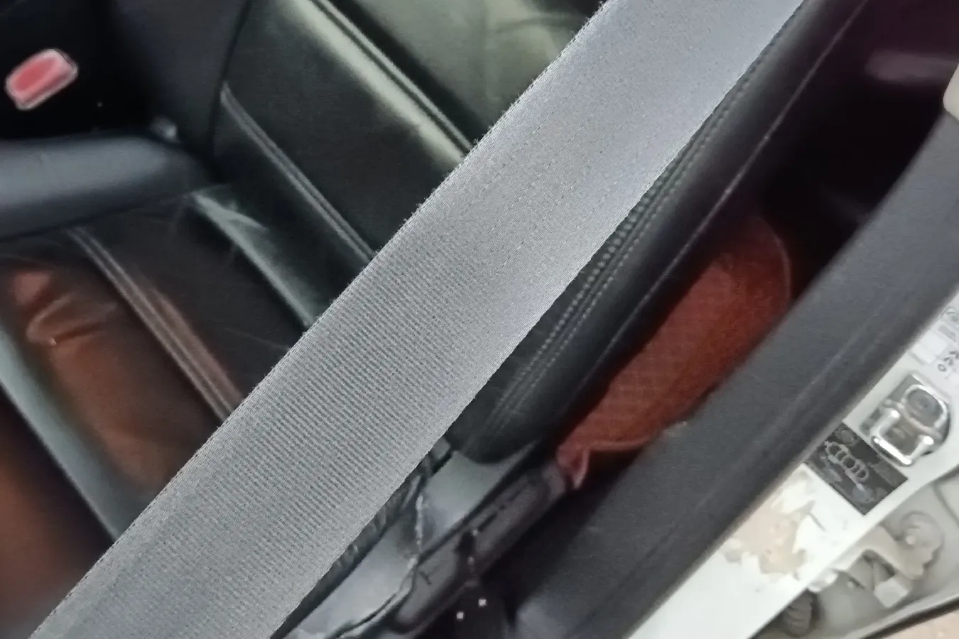 2012 Renault  Talisman 2.5L 190HP V6 6AT,autocango,china used car exporter,china ev exporter,chinese used car exporter,chinese used ev exporter