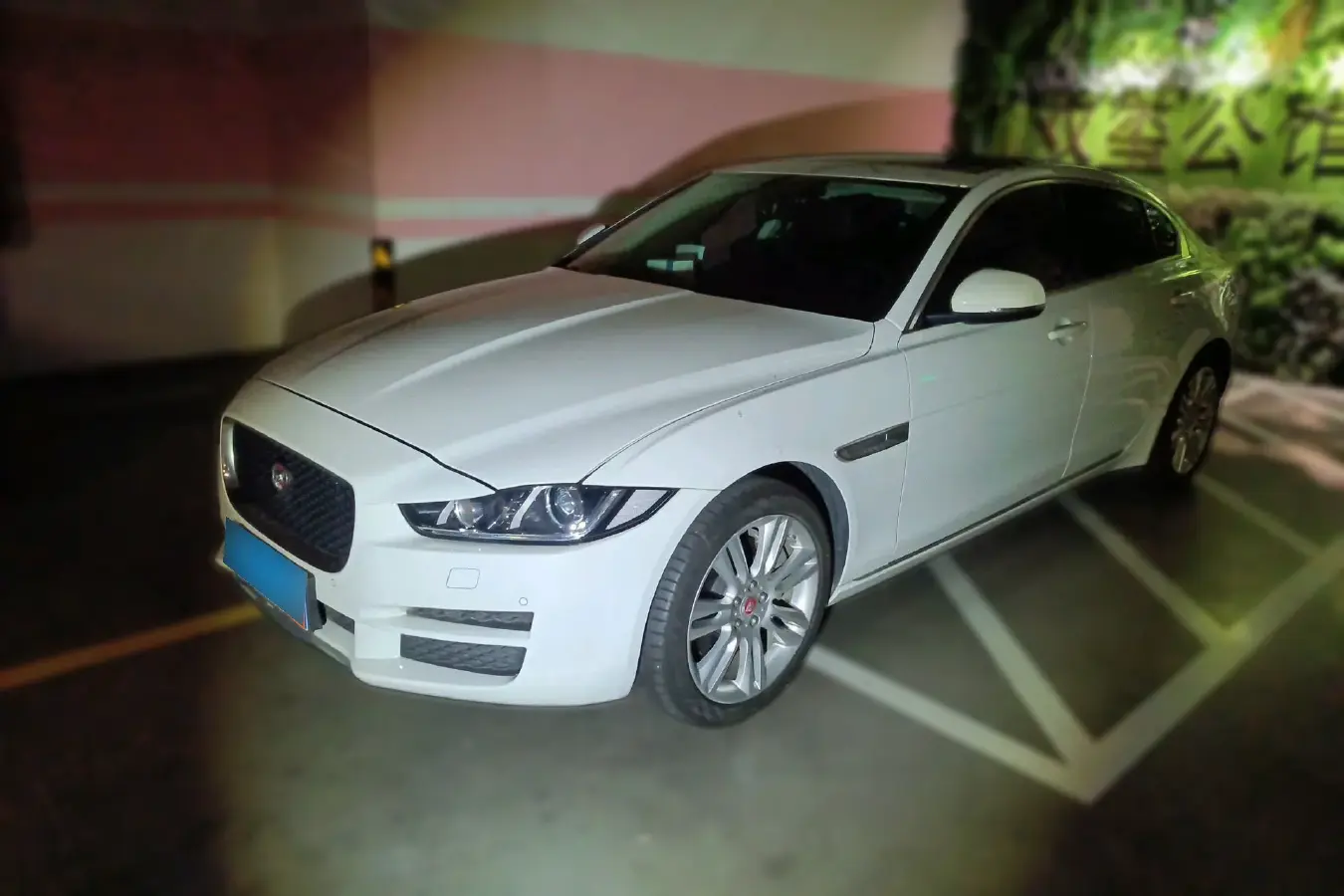 2019 Jaguar XEL 2.0T 200HP L4 8AT