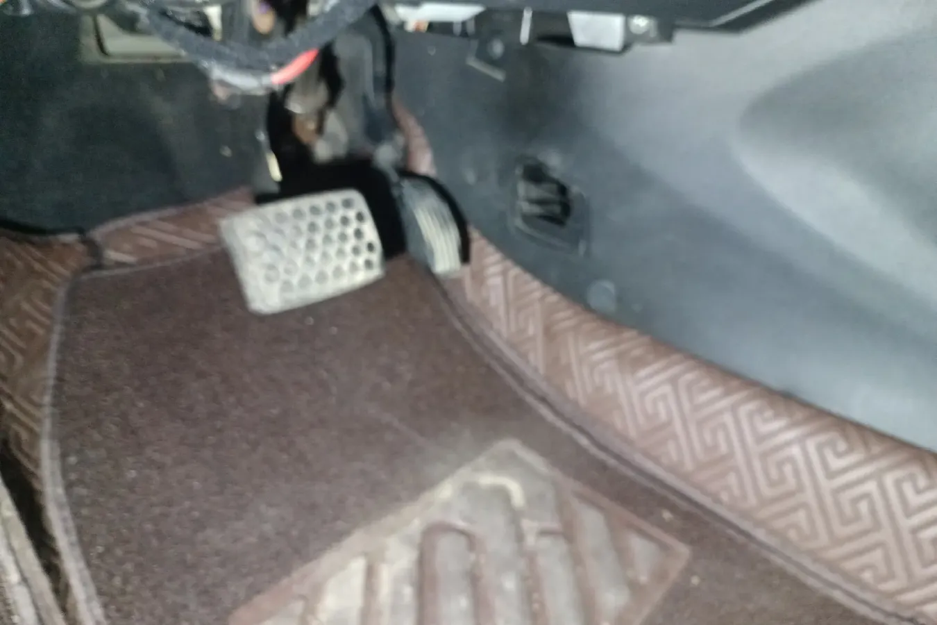 2011 Fiat Bravo 1.4T 120HP L4 6AMT,autocango,china used car exporter,china ev exporter,chinese used car exporter,chinese used ev exporter