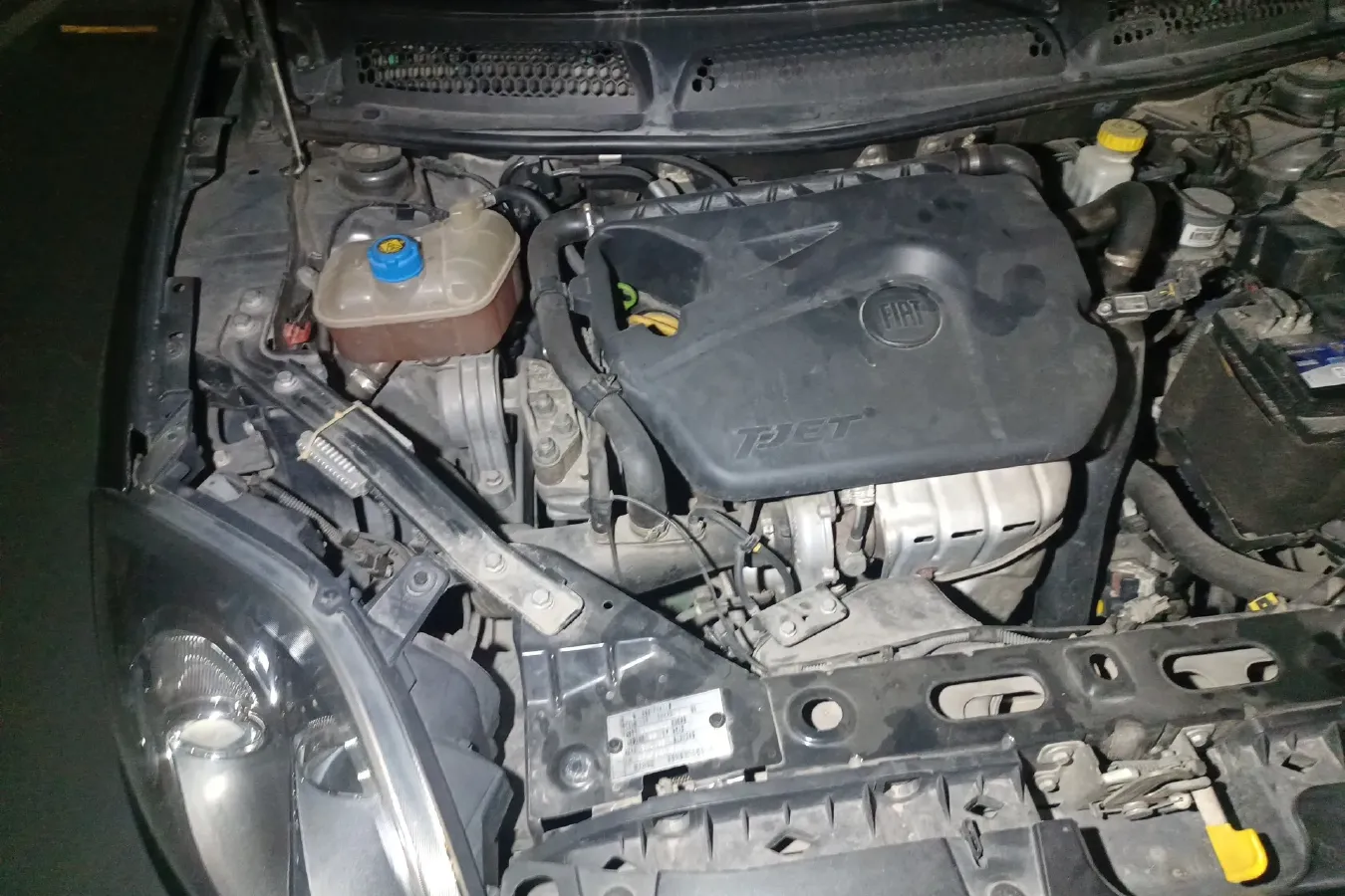 2011 Fiat Bravo 1.4T 120HP L4 6AMT,autocango,china used car exporter,china ev exporter,chinese used car exporter,chinese used ev exporter