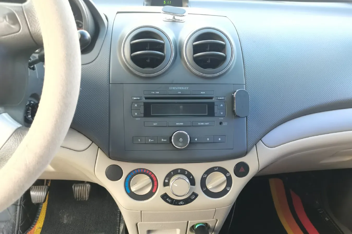 2010 Chevrolet Lova 1.4L 93HP L4 5MT,autocango,china used car exporter,china ev exporter,chinese used car exporter,chinese used ev exporter