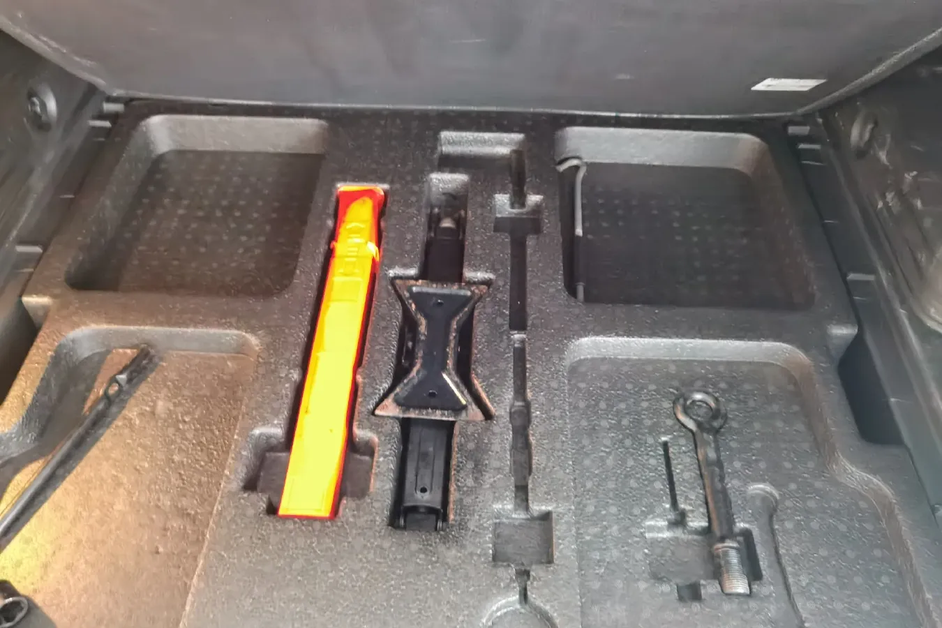 2016 HawTai Santafe 1.5T 156HP L4 6MT,autocango,china used car exporter,china ev exporter,chinese used car exporter,chinese used ev exporter