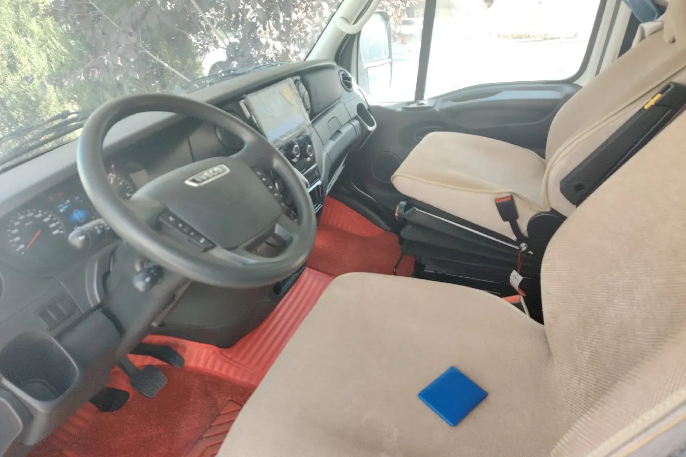 2017 Iveco BaoDi 3.0T 146HP L4 6MT,autocango,china used car exporter,china ev exporter,chinese used car exporter,chinese used ev exporter