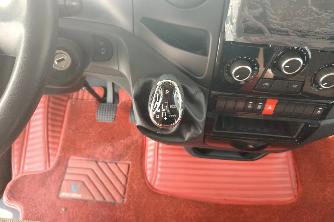 2017 Iveco BaoDi 3.0T 146HP L4 6MT,autocango,china used car exporter,china ev exporter,chinese used car exporter,chinese used ev exporter