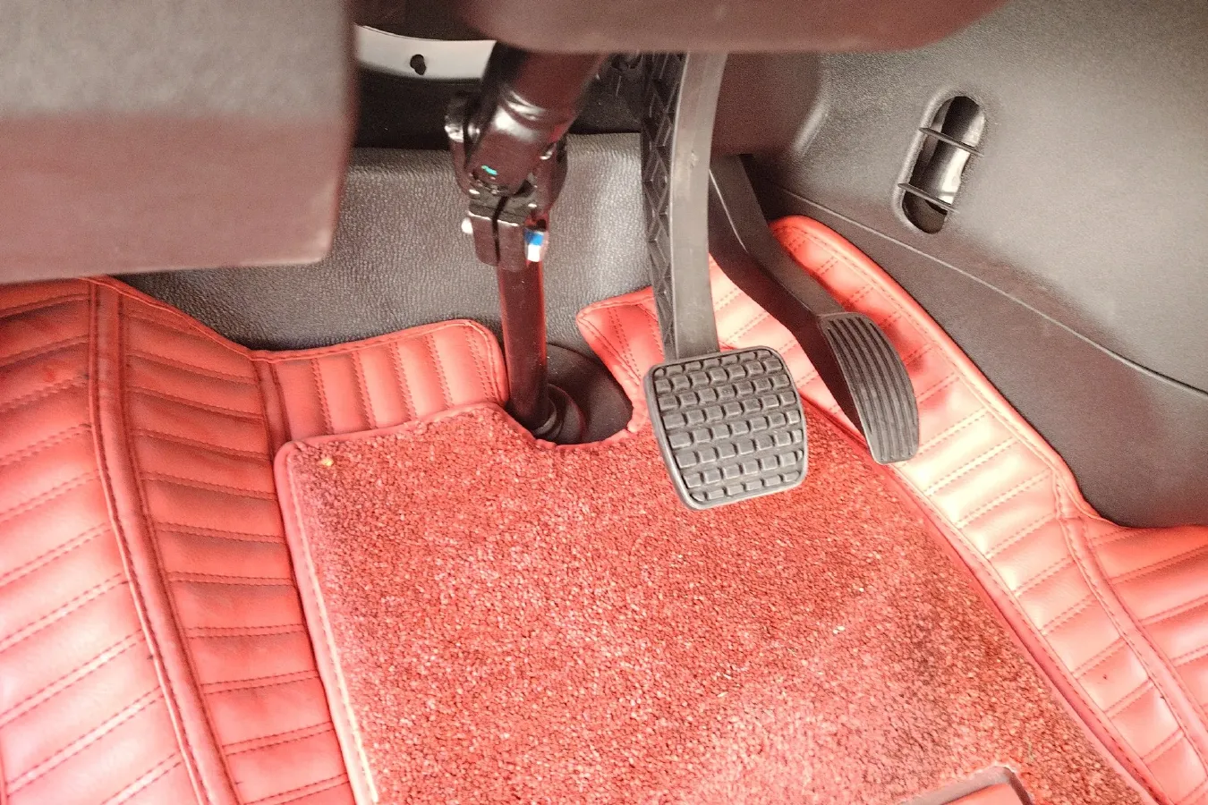 2017 Iveco BaoDi 3.0T 146HP L4 6MT,autocango,china used car exporter,china ev exporter,chinese used car exporter,chinese used ev exporter