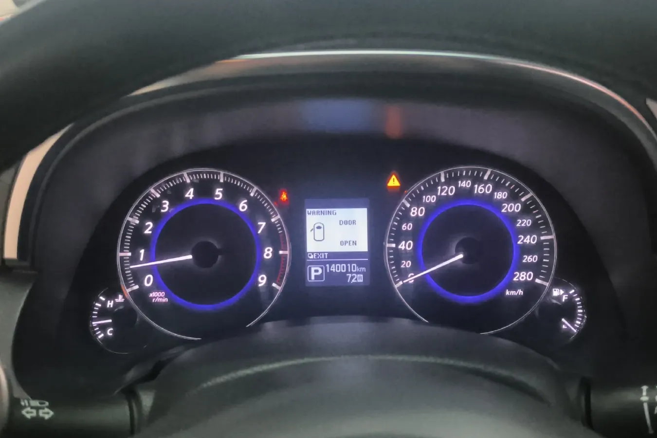 2013 Infiniti QX70 3.7L 351HP V6 7AT,autocango,china used car exporter,china ev exporter,chinese used car exporter,chinese used ev exporter