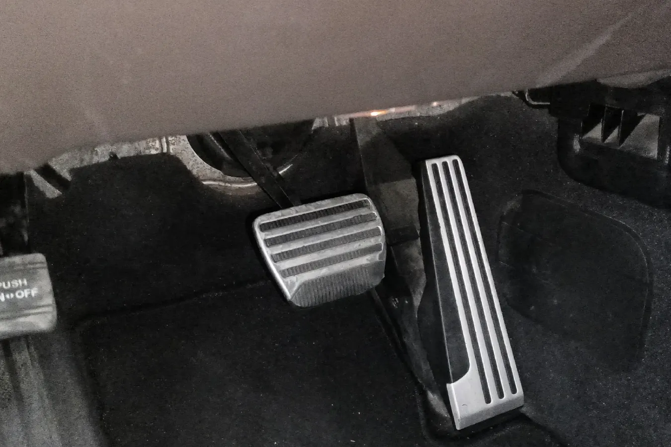 2013 Infiniti QX70 3.7L 351HP V6 7AT,autocango,china used car exporter,china ev exporter,chinese used car exporter,chinese used ev exporter