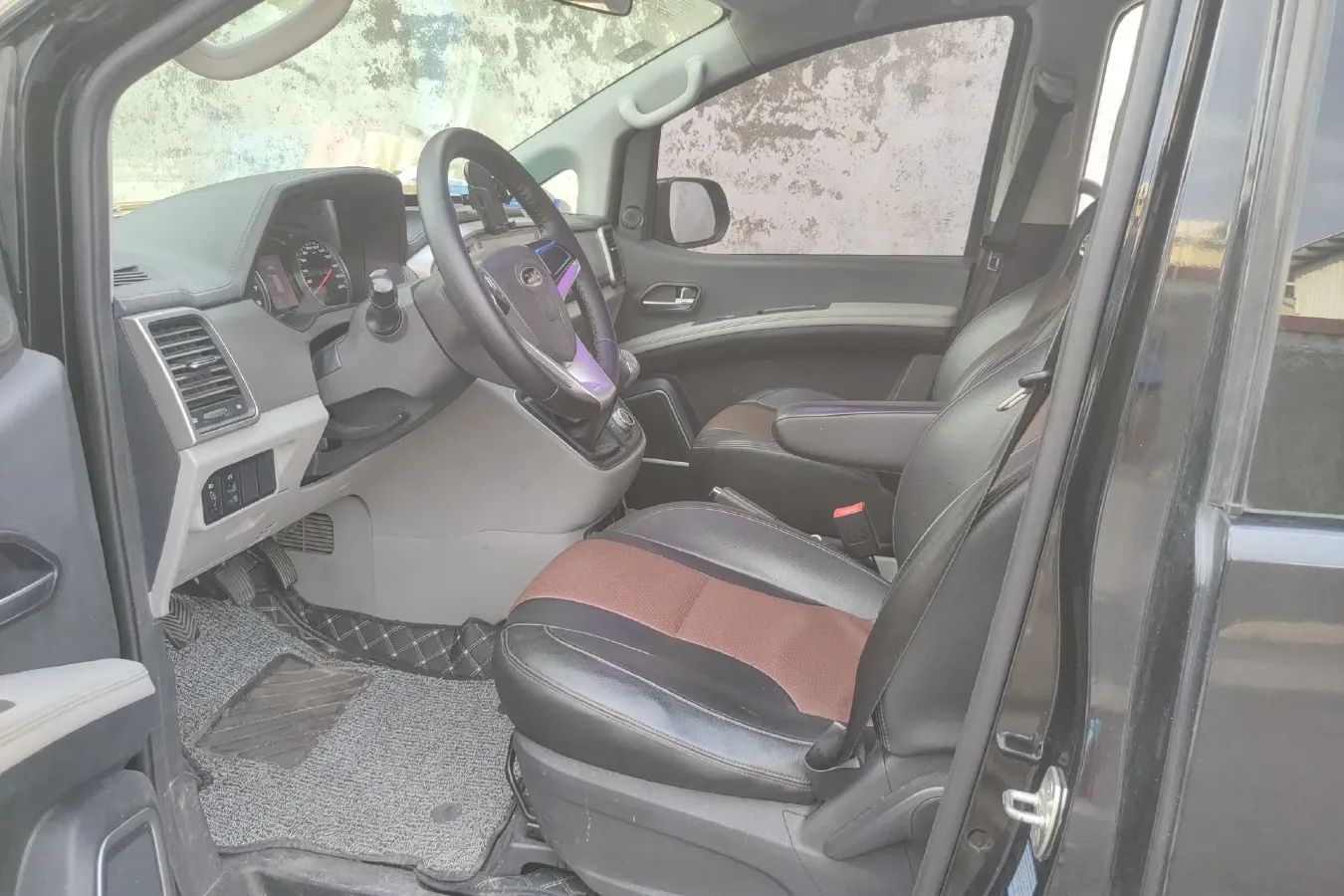 2019 JAC Refine M4 2.0L 147HP L4 5MT,autocango,china used car exporter,china ev exporter,chinese used car exporter,chinese used ev exporter