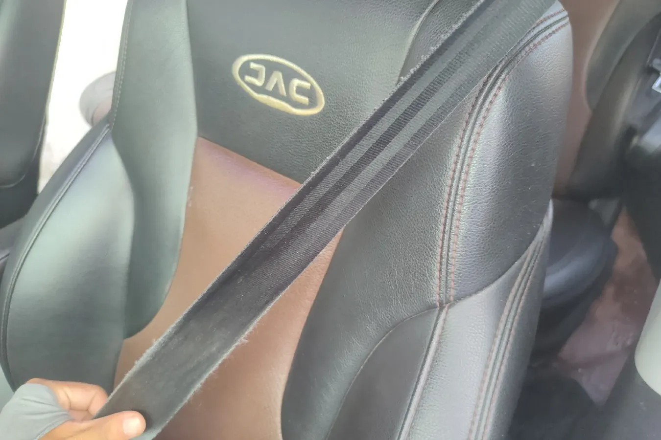 2019 JAC Refine M4 2.0L 147HP L4 5MT,autocango,china used car exporter,china ev exporter,chinese used car exporter,chinese used ev exporter