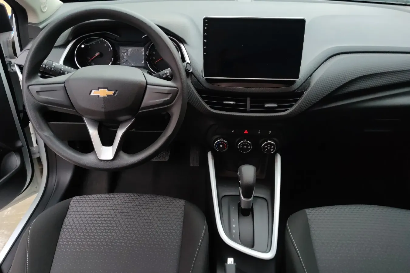2020 Chevrolet Cavalier 1.0T 125HP L3 6AT,autocango,china used car exporter,china ev exporter,chinese used car exporter,chinese used ev exporter