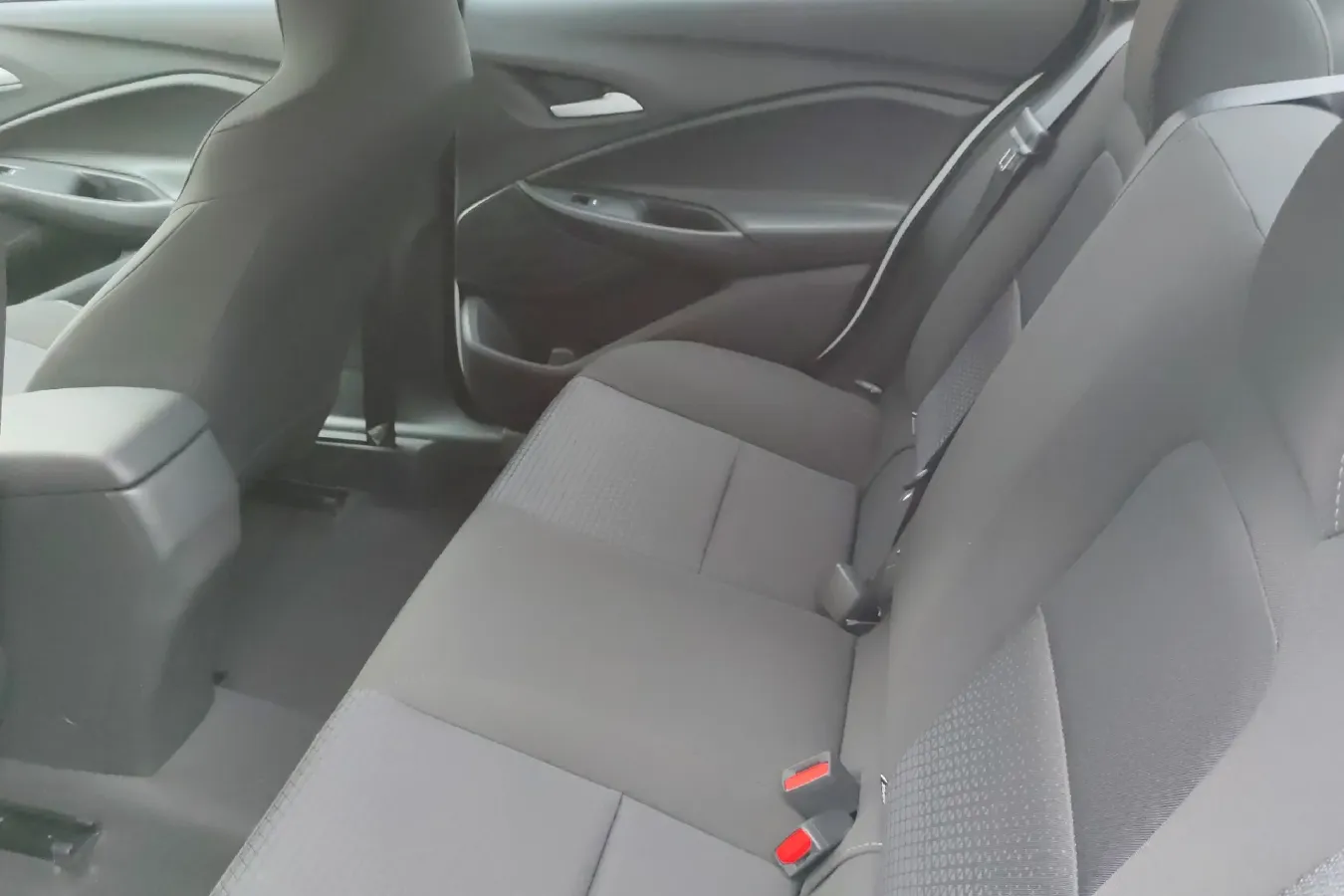 2020 Chevrolet Cavalier 1.0T 125HP L3 6AT,autocango,china used car exporter,china ev exporter,chinese used car exporter,chinese used ev exporter