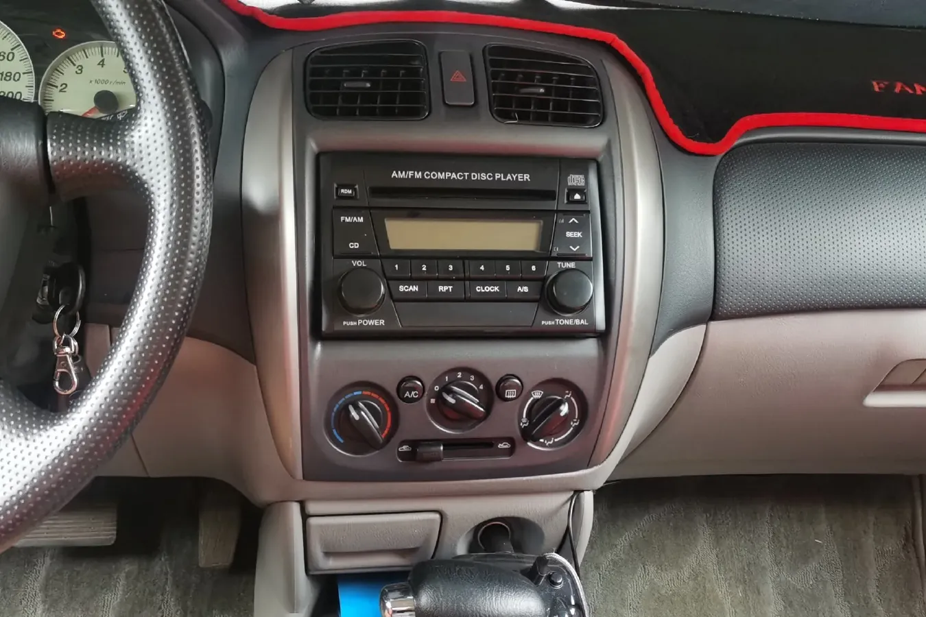 2009 HaiMa Family 1.6L 96HP L4 4AT,autocango,china used car exporter,china ev exporter,chinese used car exporter,chinese used ev exporter