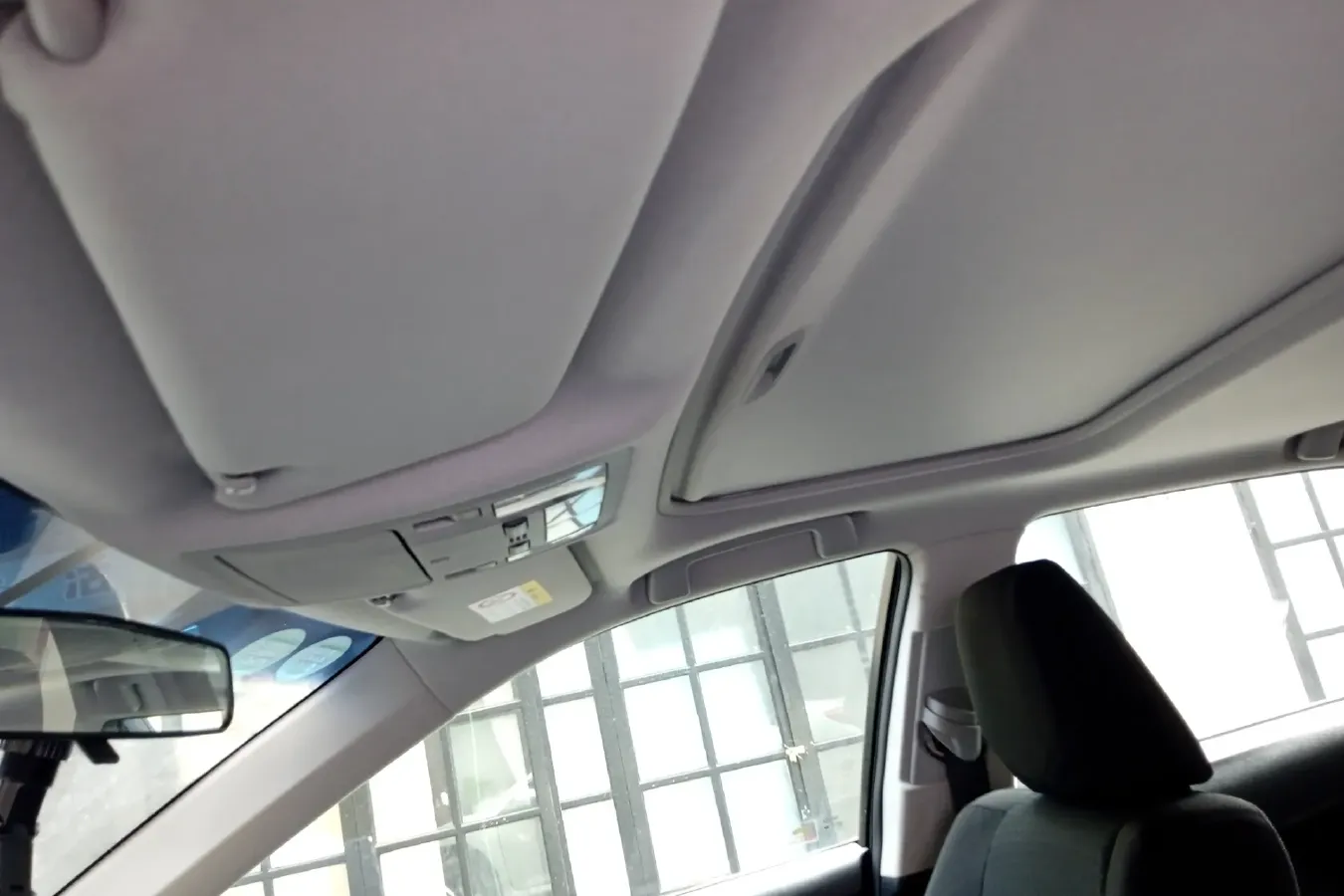 2012 Toyota Camry 2.0L 150HP L4 4AT,autocango,china used car exporter,china ev exporter,chinese used car exporter,chinese used ev exporter