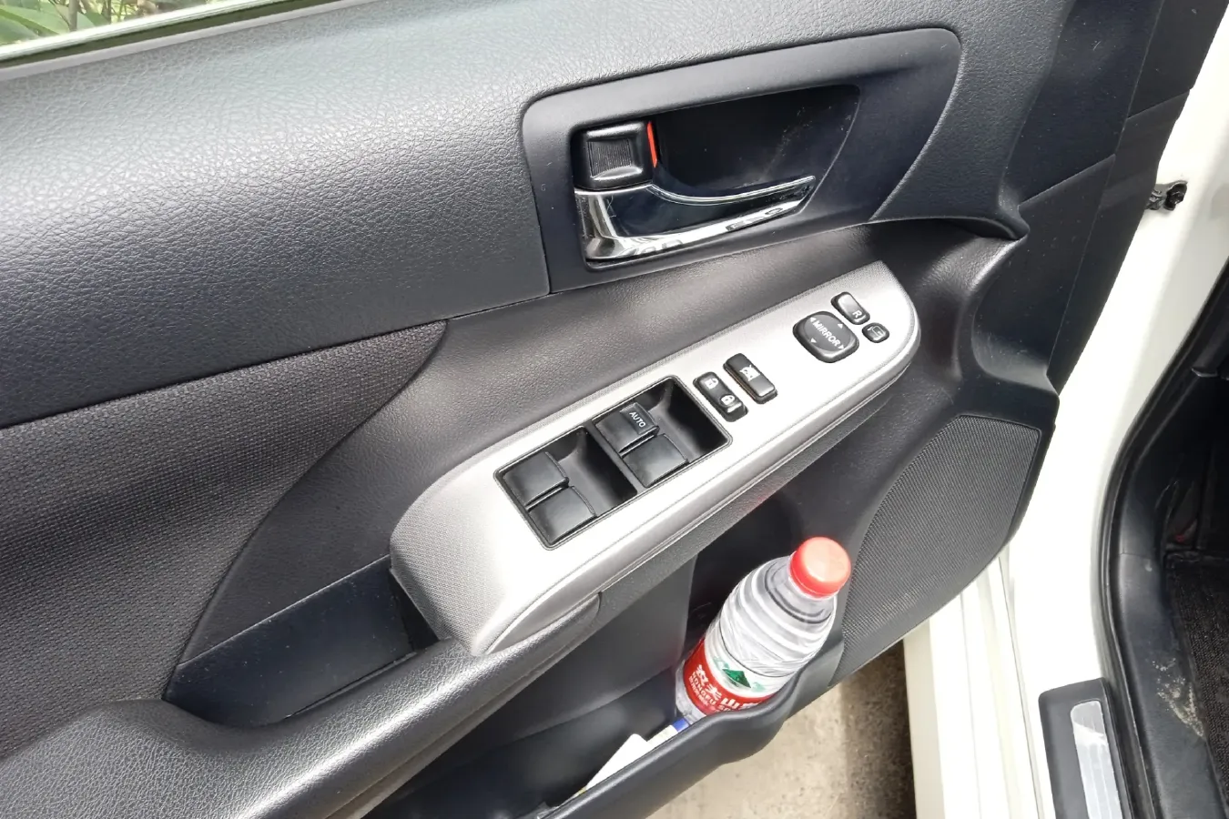 2012 Toyota Camry 2.0L 150HP L4 4AT,autocango,china used car exporter,china ev exporter,chinese used car exporter,chinese used ev exporter