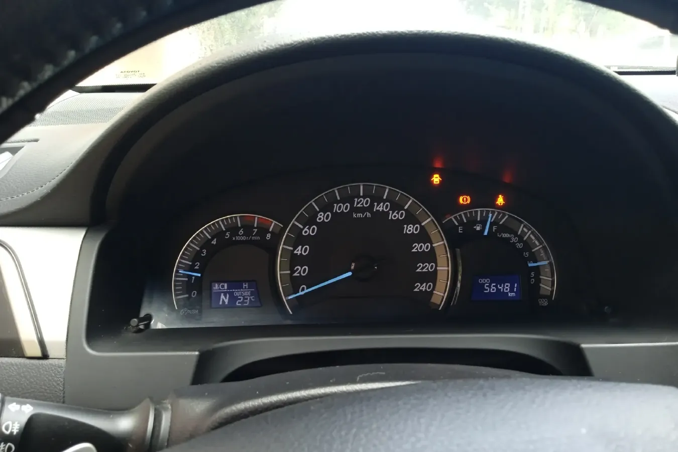 2012 Toyota Camry 2.0L 150HP L4 4AT,autocango,china used car exporter,china ev exporter,chinese used car exporter,chinese used ev exporter