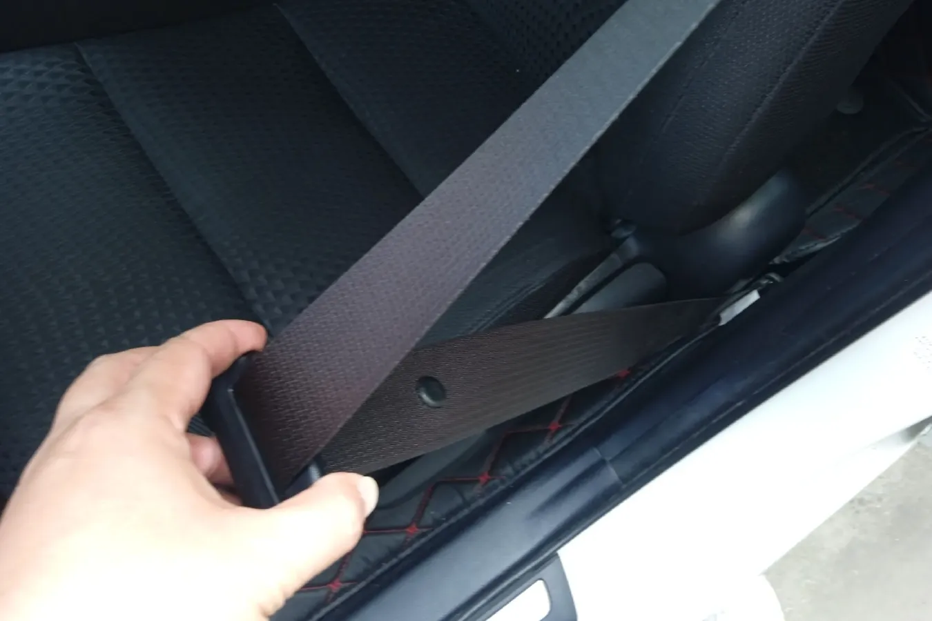 2012 Toyota Camry 2.0L 150HP L4 4AT,autocango,china used car exporter,china ev exporter,chinese used car exporter,chinese used ev exporter