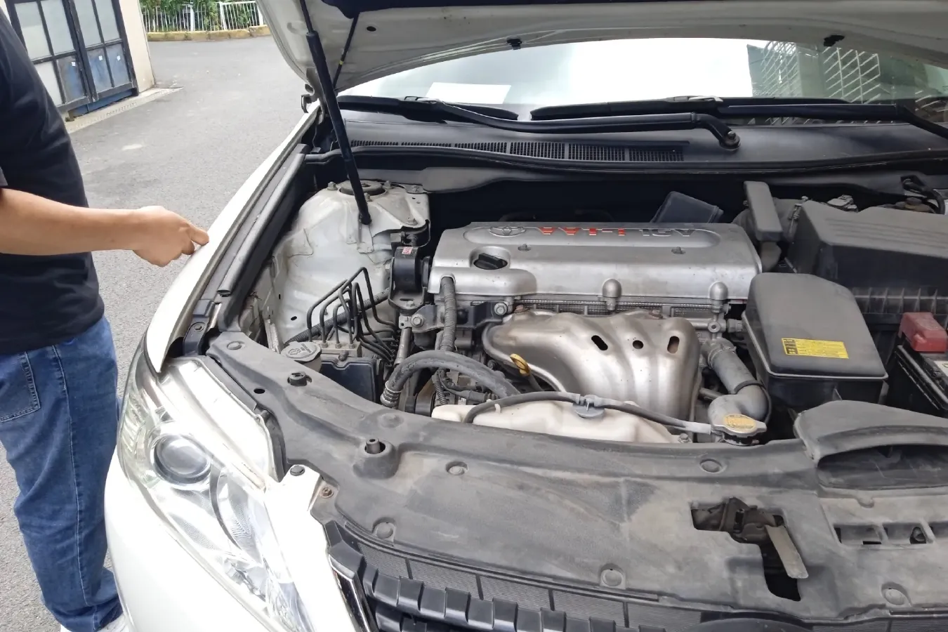 2012 Toyota Camry 2.0L 150HP L4 4AT,autocango,china used car exporter,china ev exporter,chinese used car exporter,chinese used ev exporter