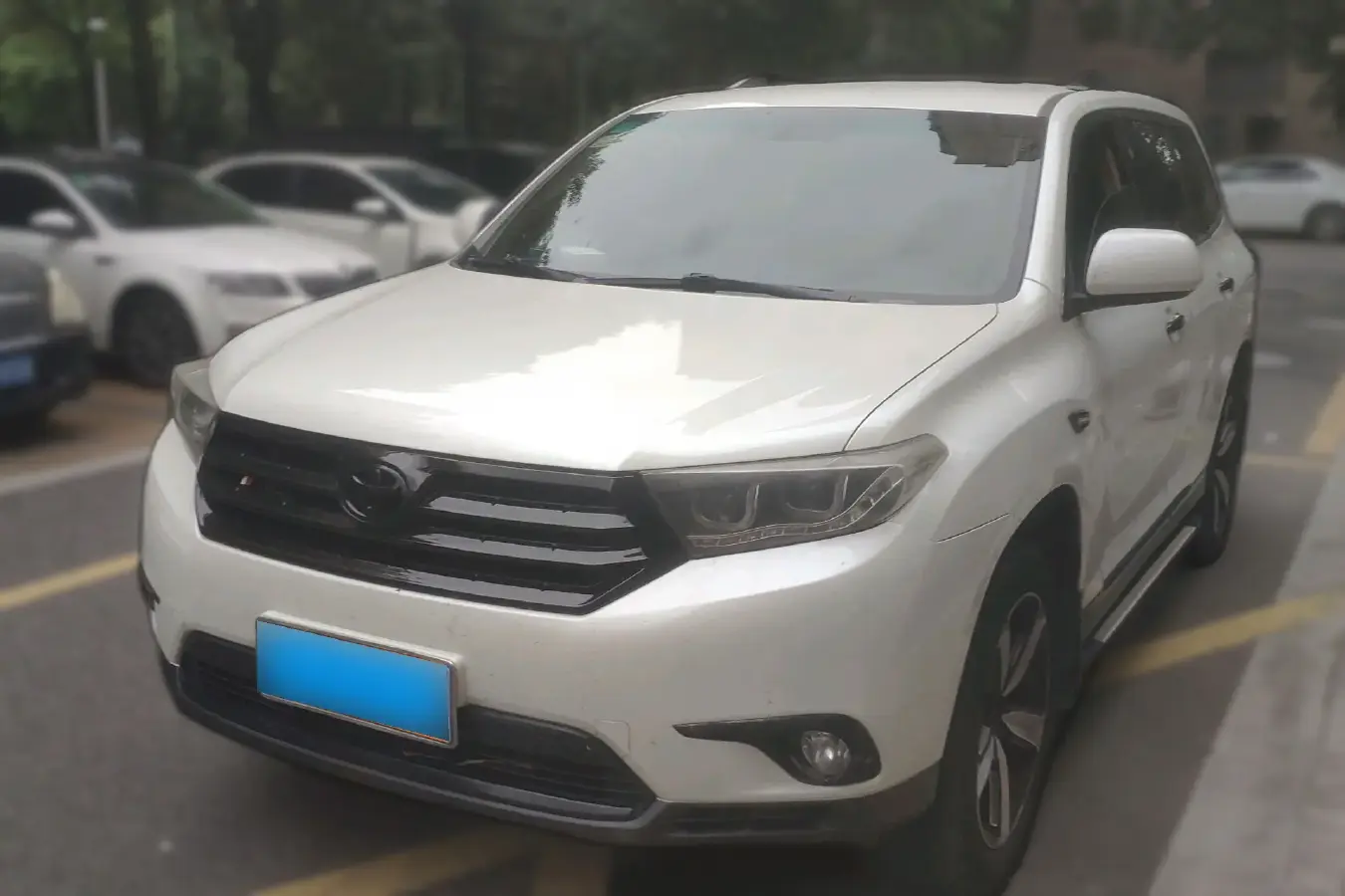 2012 Toyota Highlander 2.7L 188HP L4 6AT