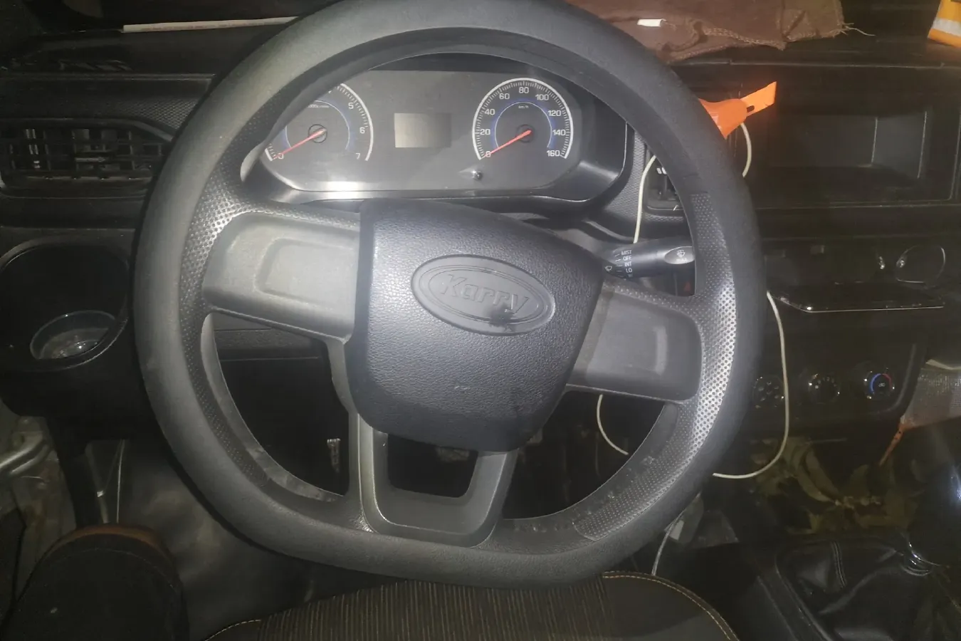 2022 Karry X6 1.6L 122HP L4 5MT,autocango,china used car exporter,china ev exporter,chinese used car exporter,chinese used ev exporter