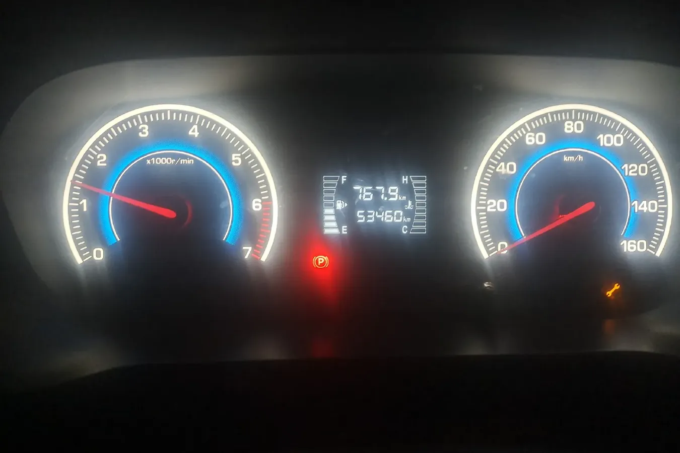 2022 Karry X6 1.6L 122HP L4 5MT,autocango,china used car exporter,china ev exporter,chinese used car exporter,chinese used ev exporter