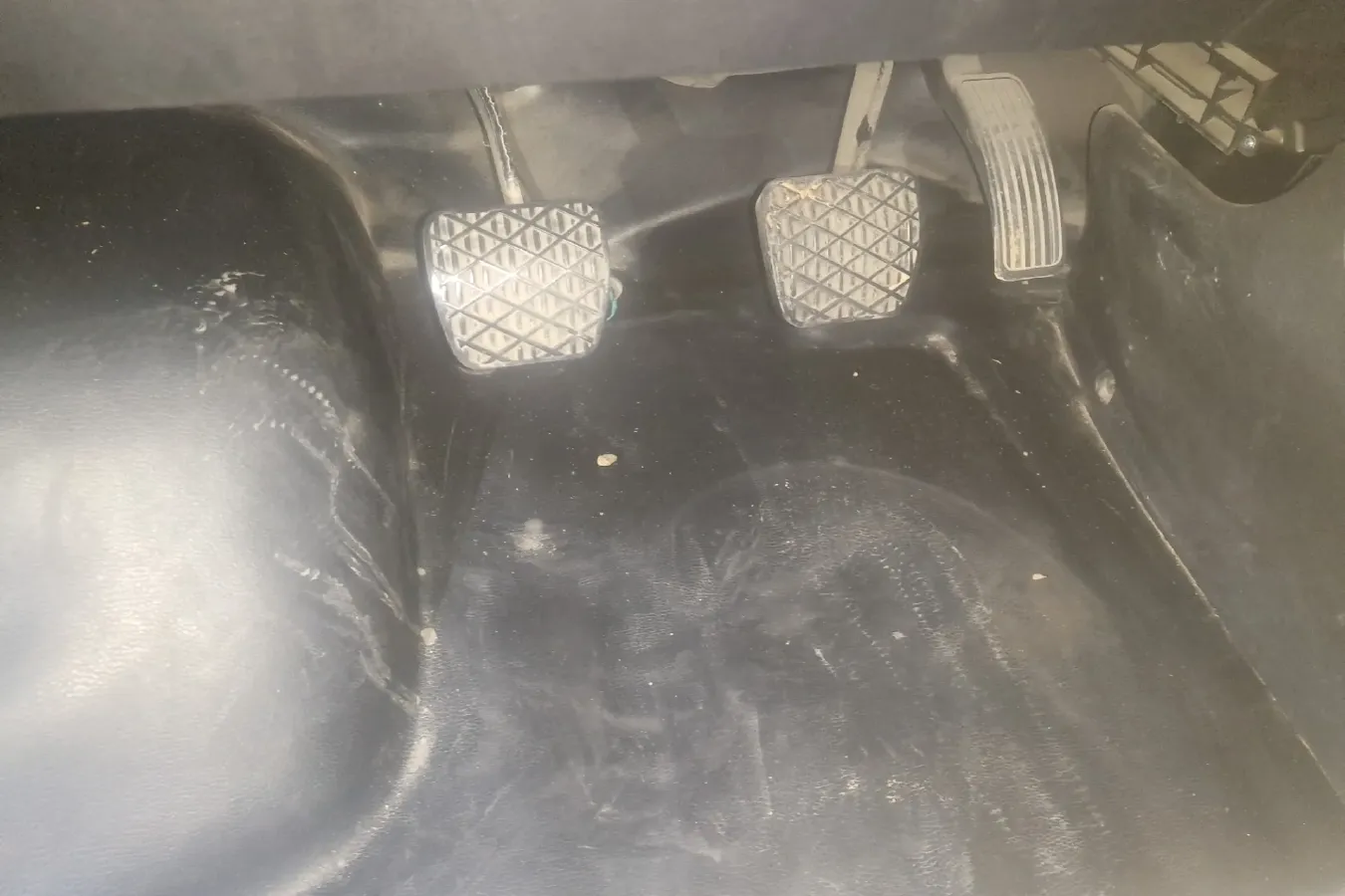 2022 Karry X6 1.6L 122HP L4 5MT,autocango,china used car exporter,china ev exporter,chinese used car exporter,chinese used ev exporter