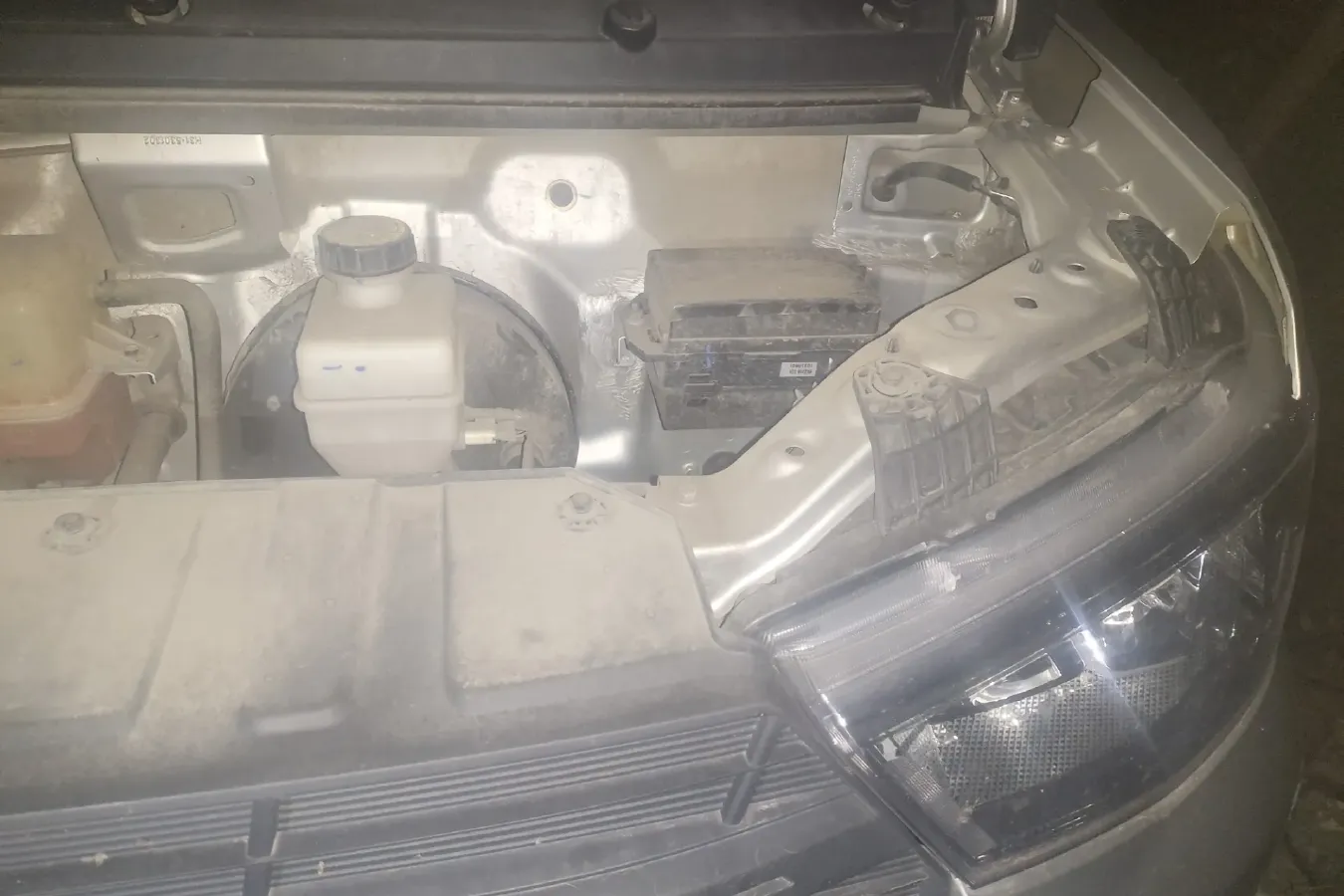 2022 Karry X6 1.6L 122HP L4 5MT,autocango,china used car exporter,china ev exporter,chinese used car exporter,chinese used ev exporter